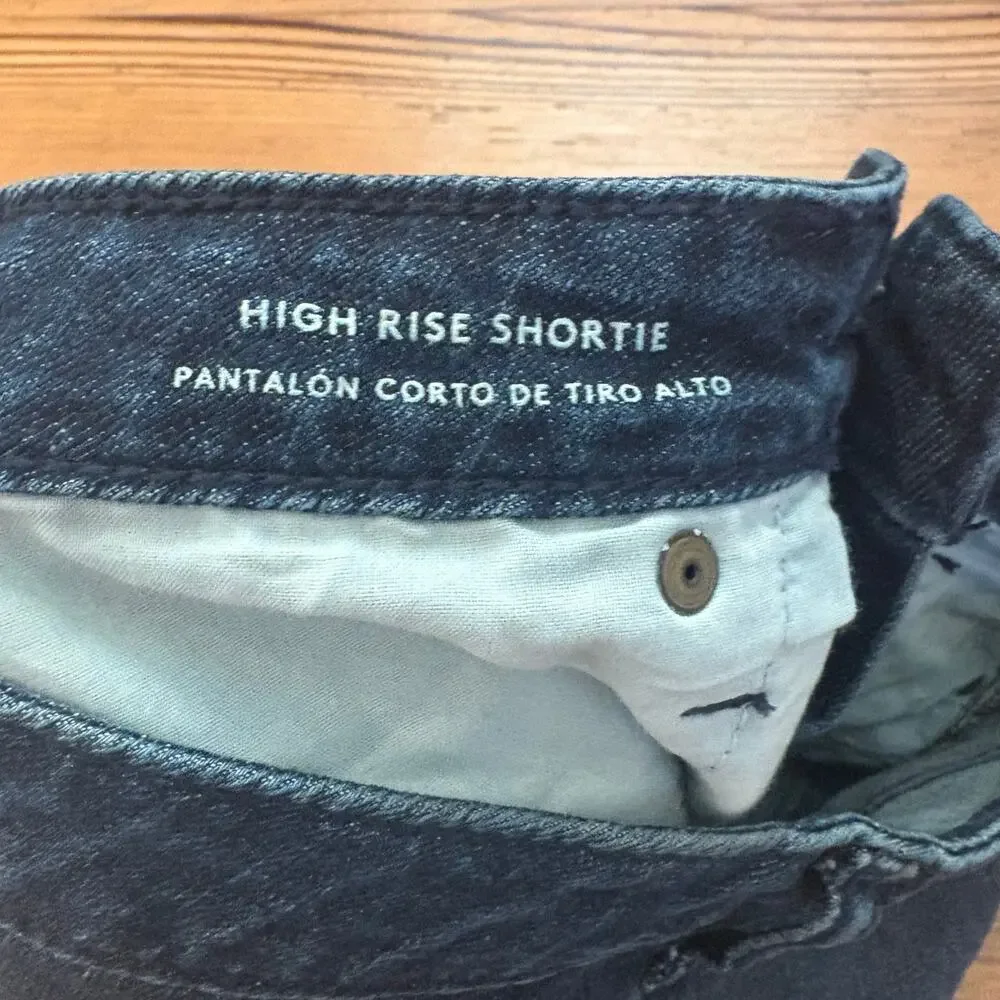 NWT Universal‎ Thread high rise shortie dark wash cutoff jean shorts SIZE 4 - Picture 4 of 6